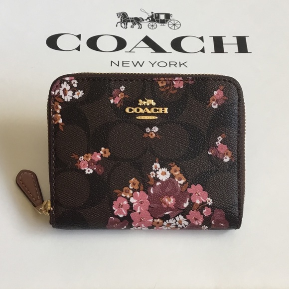 Coach Handbags - 🌻Coach Small Zip Around Wallet NWT.